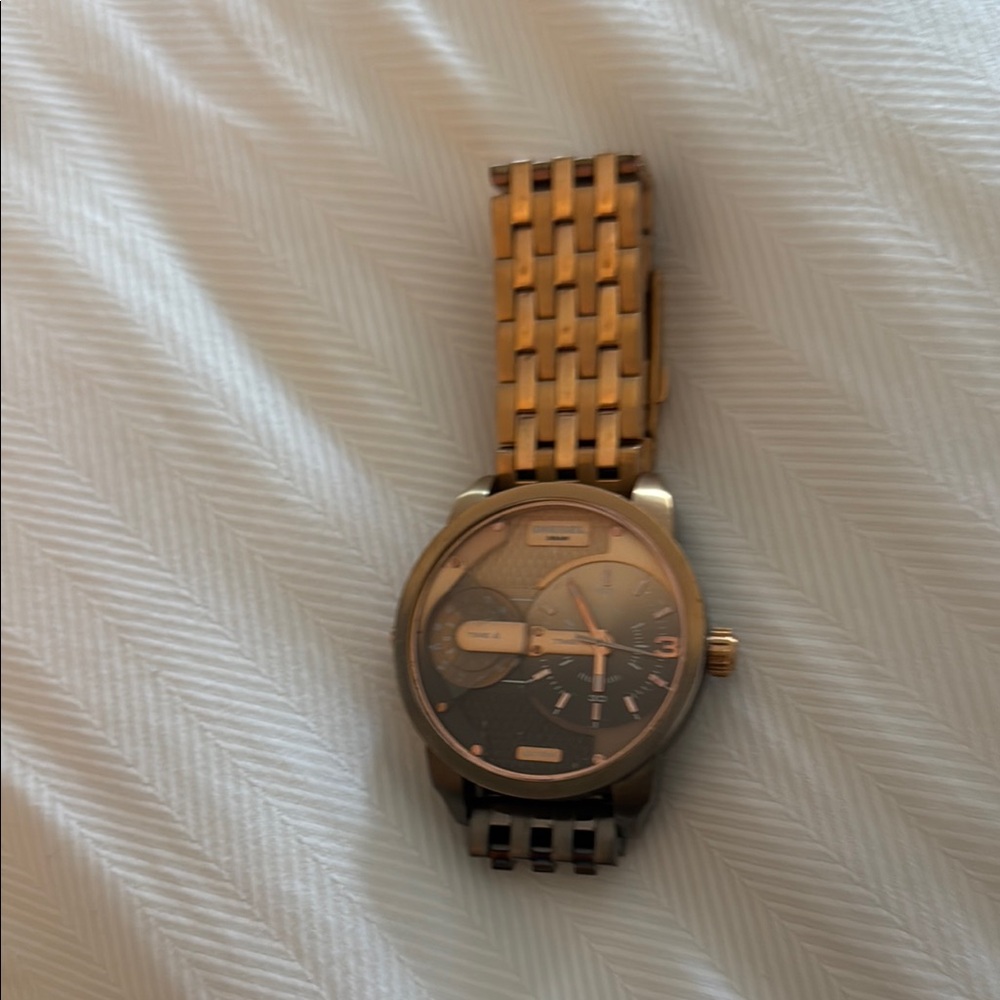 Men's Gold Watch